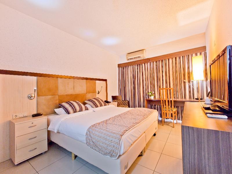Queens Hotel Paramaribo Zewnętrze zdjęcie
