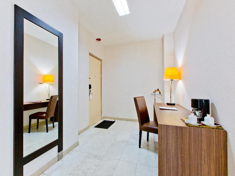 Queens Hotel Paramaribo Zewnętrze zdjęcie