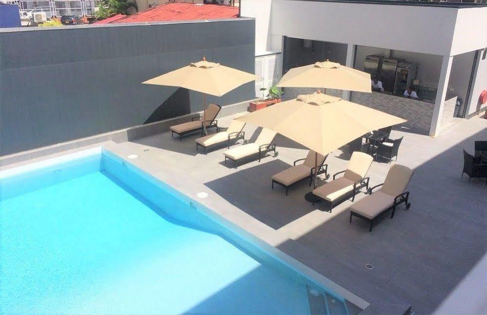 Queens Hotel Paramaribo Zewnętrze zdjęcie