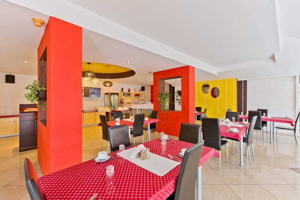 Queens Hotel Paramaribo Zewnętrze zdjęcie