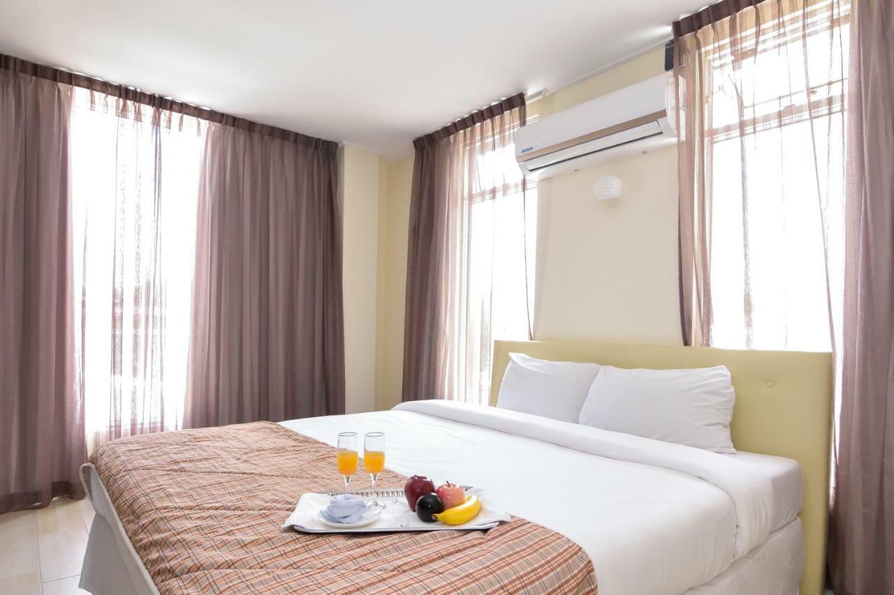 Queens Hotel Paramaribo Zewnętrze zdjęcie